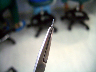 Haartransplantation Informationen zu den Einsetzungstechniken Klingen, Nadeln, Saphire, DHI, Choi-Implanter